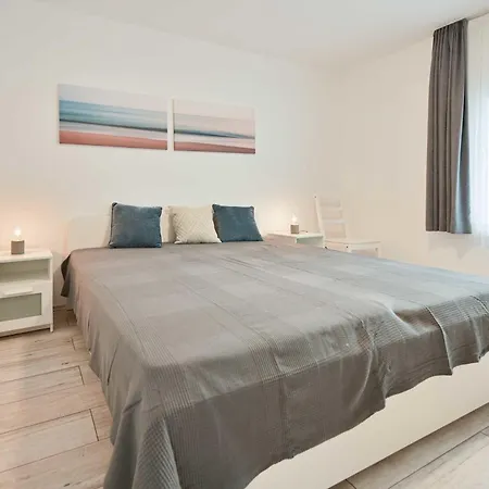 Strandhuepfer Nr 1 아파트 *