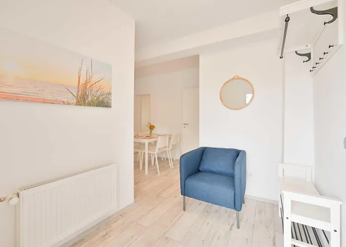 Strandhuepfer Nr 1 * Kellenhusen